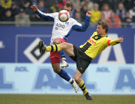 更因为他在 更因为他在